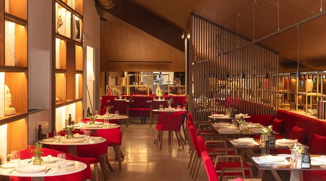 Modern restaurant event space, natural light, corporate dinner