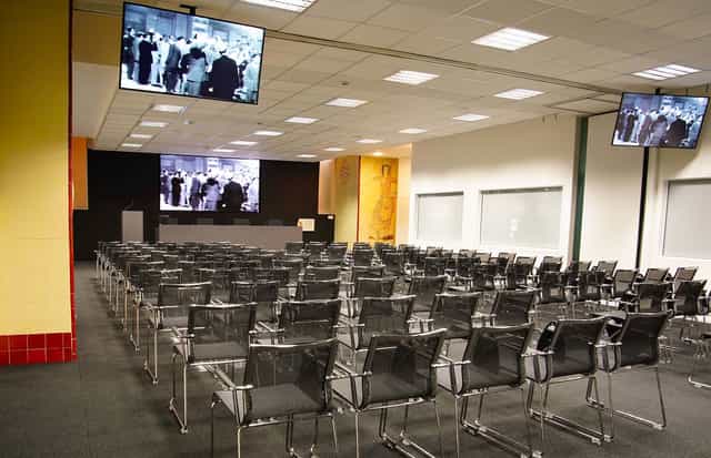 Palazzo Mezzanotte Yellow Room conference presentation venue