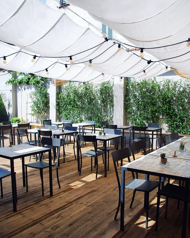 Milano restaurant event space, string lights