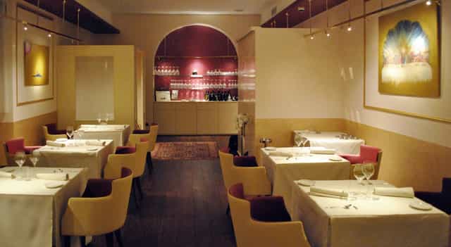 Tano Passami L'Olio Cantina, white tablecloths, private dining, corporate reception