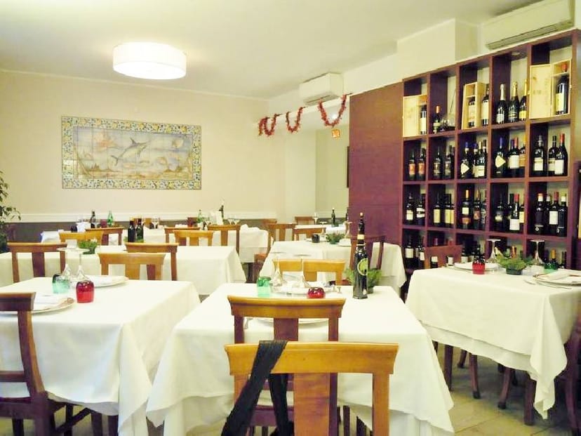 Siciliana Salvatore trattoria: intimate dining, private party, corporate event