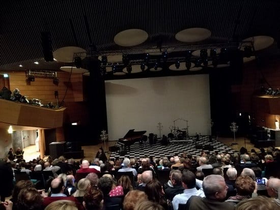 Sala Piccola Teatro Dal Verme concert piano lighting