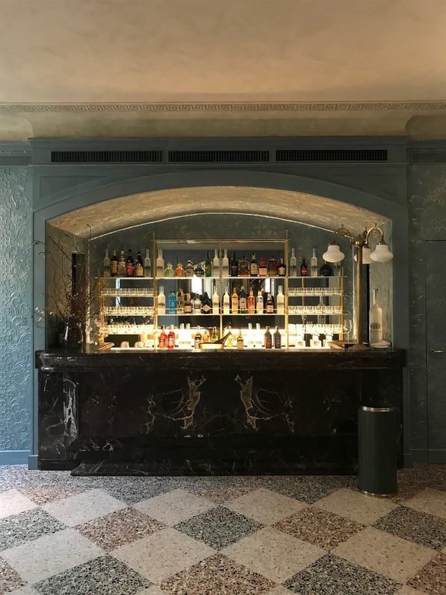 Cracco wine bar: VIP cocktail event venue