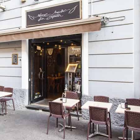 Wine bar