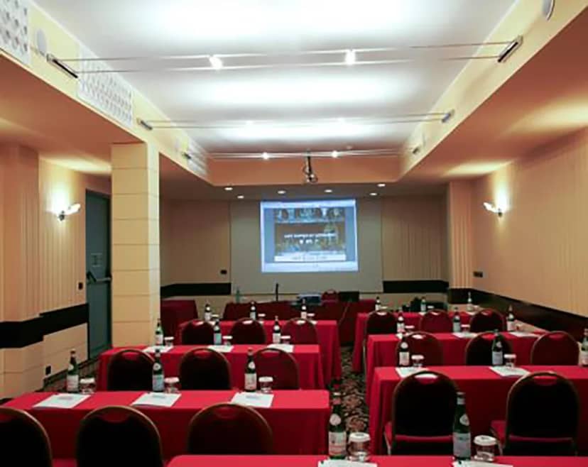 Hotel Monopole conference, seating, presentation, event