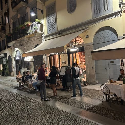 Nabucco outdoor dining, European reception, elegant networking