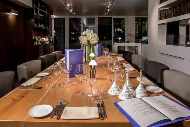 Elegant dining setup at DA NOI IN for corporate dinners and high-profile events.