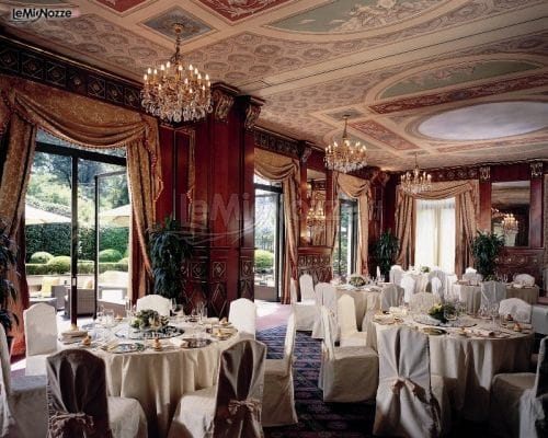 Elegant banquet hall at Hotel Principe di Savoia, perfect for upscale weddings and galas.