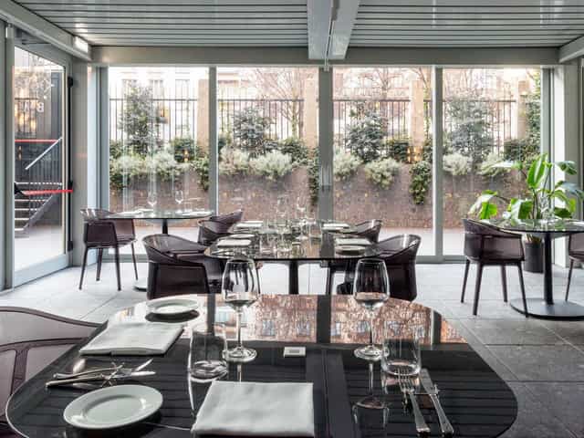 Elegant dining space at Bianca Maria Palace Hotel, perfect for corporate events and private dinners.