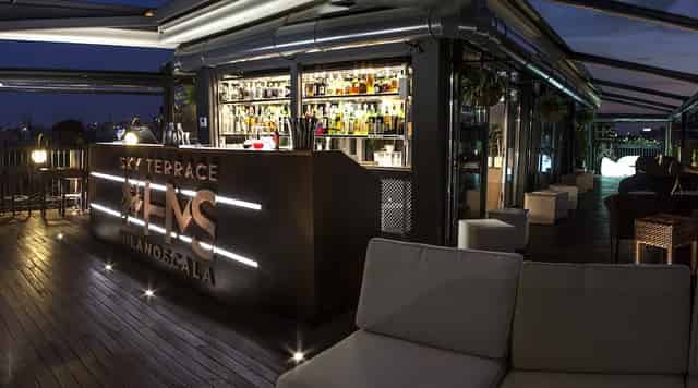 Restaurant & Bar