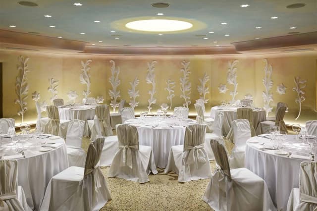Meeting Rooms