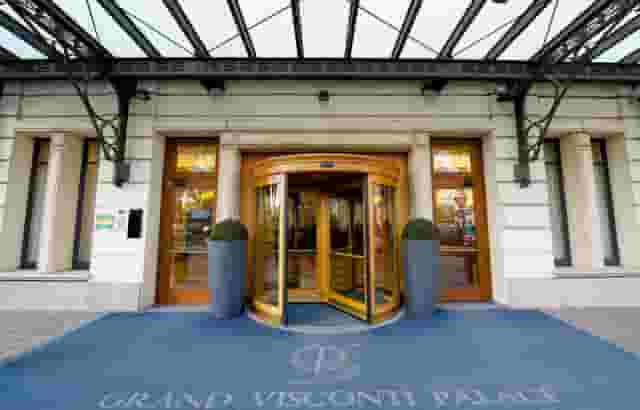 Grand Visconti Palace