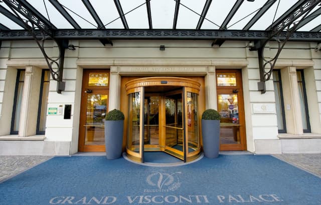 Grand Visconti Palace