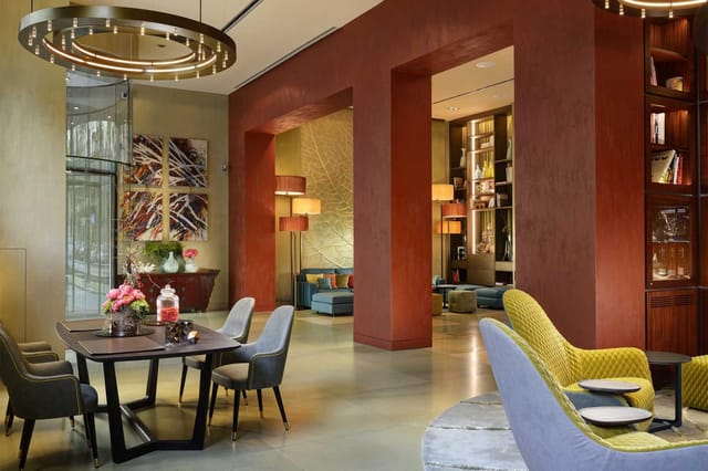 Enterprise Hotel meeting room, natural light, networking event, corporate gathering