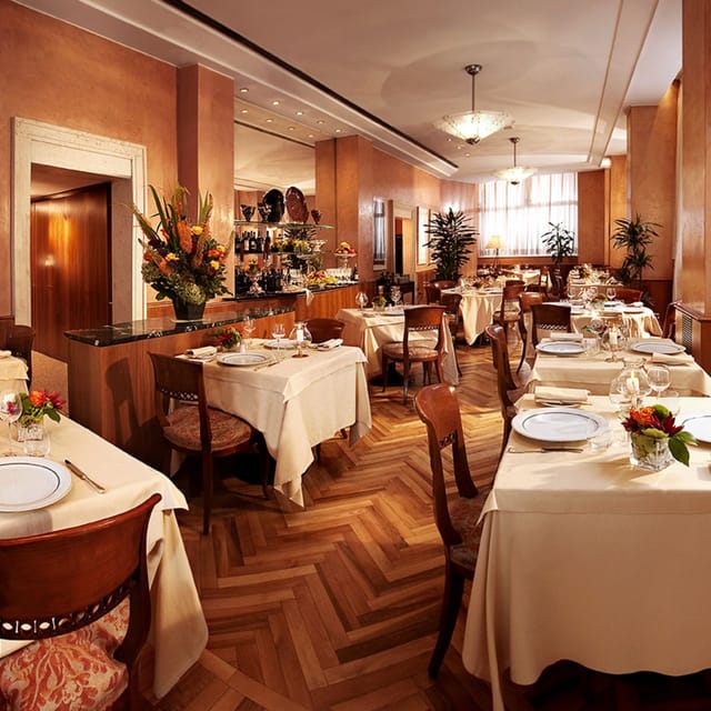 "Elegant dining space at Conte Camillo Restaurant for intimate events and meetings."