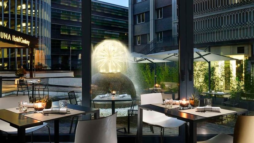 Pirelli Meeting Room, UNAHOTELS Century Milano, business event.