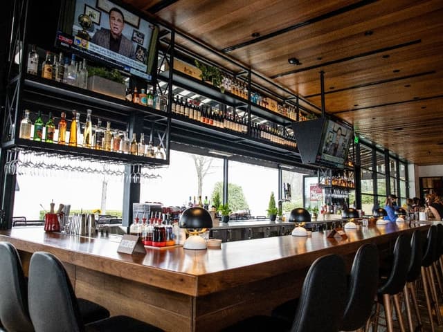 Bar North
