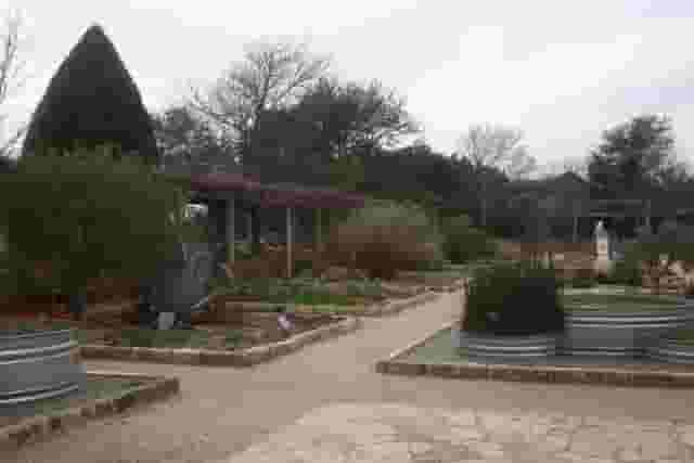 Theme Gardens