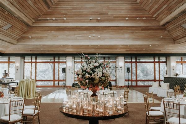 Elegant wedding ballroom, alumni center, upscale gala.