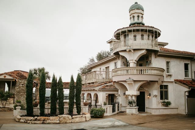 Main Villa
