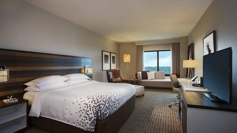 Renaissance Austin Hotel - >Renaissance Austin Hotel</a>