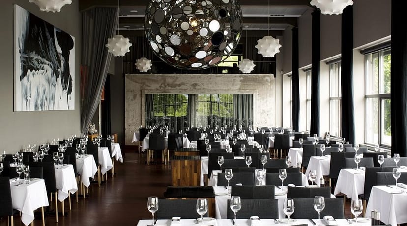 Elegant Ekebergrestauranten event space, banquet, corporate dinner.