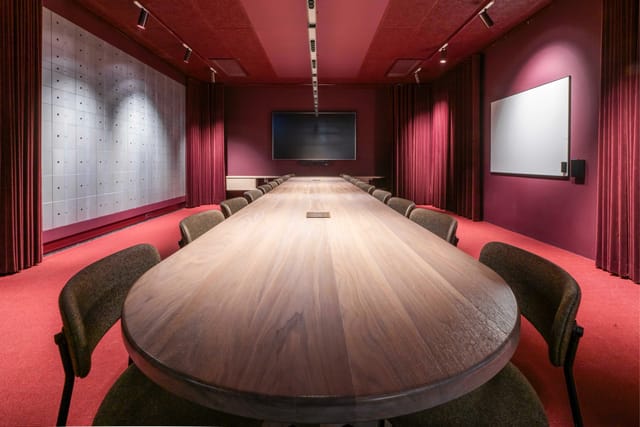 Sentralen boardroom: red, plush, executive meeting, event space