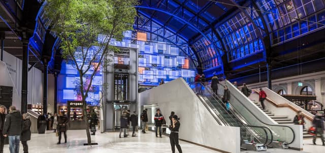 Indoor Square