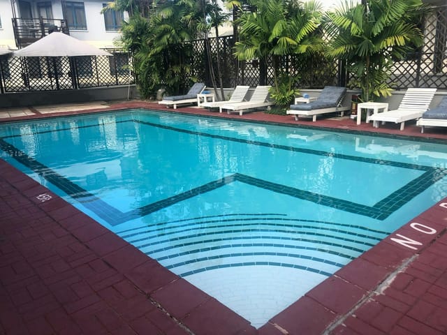 Oyster Bay poolside venue, breakout, networking