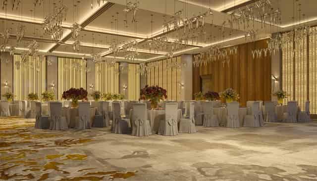 Almasi ballroom