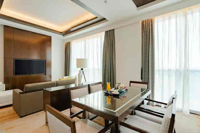 Executive meeting suite lounge dining Serengeti