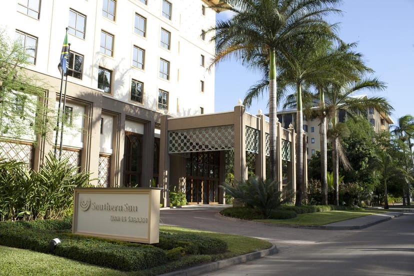 Dar es Salaam hotel conference Kivulini upscale entrance