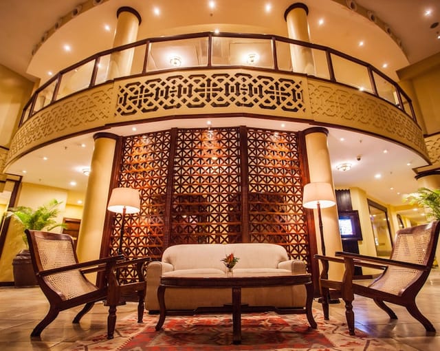 Kivulini Southern Sun: wood accents, hotel reception, event venue