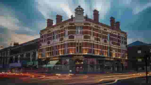 Urban Pubs and Bars