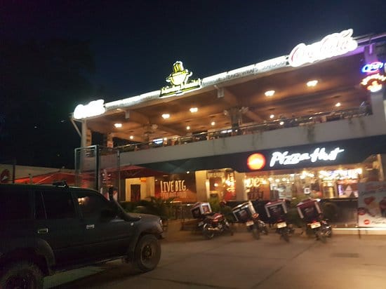Mamboz Restaurant event, pizza, market