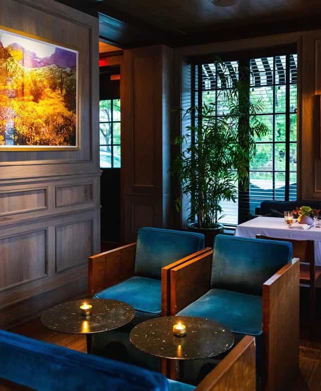 Austin bar, intimate event, corporate meeting