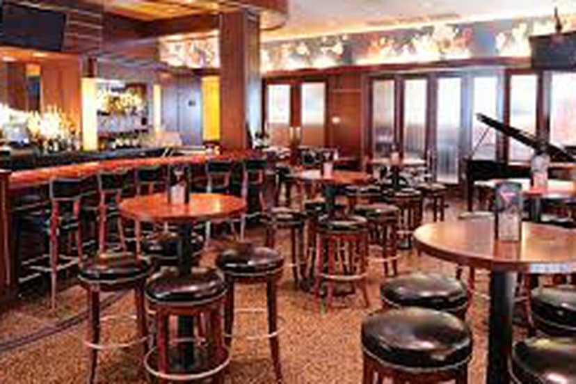 Sullivan's Steakhouse bar, live music event venue