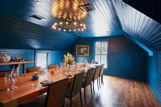 Carillon private dining, intimate event, corporate retreat.