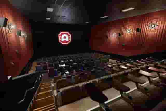 Dinner theater