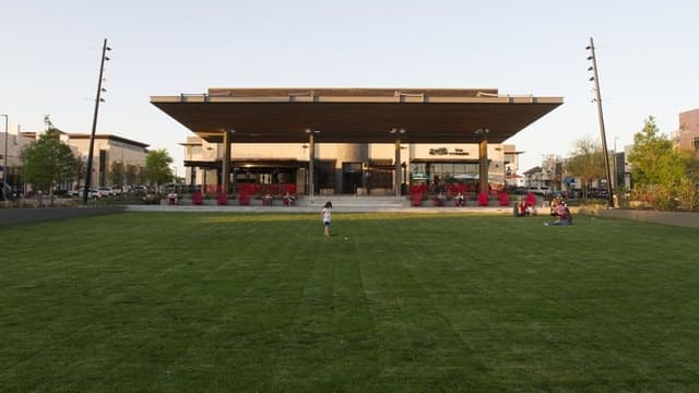 Central Plaza Lawn