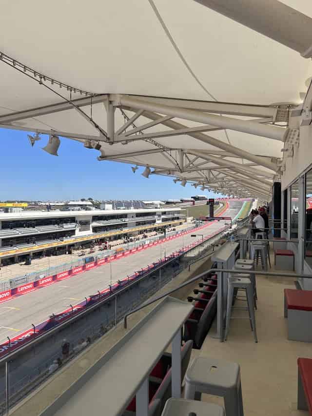 Main Grandstand Suites