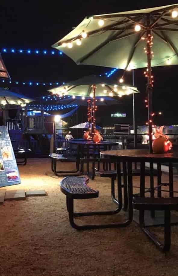 5000 Burnet Food Court: Festive outdoor reception, casual gathering.