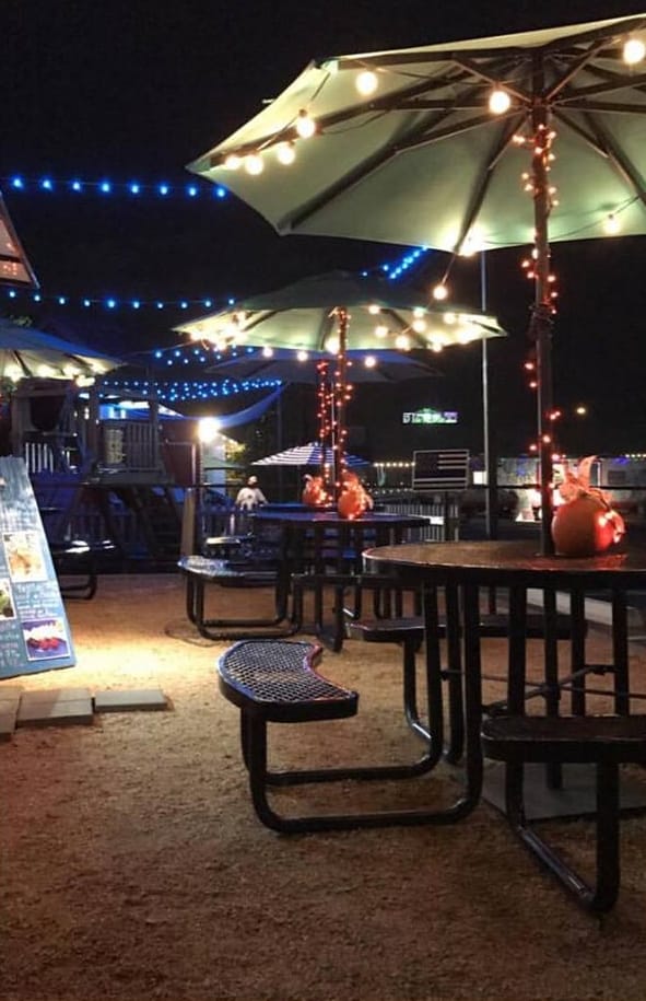 5000 Burnet Food Court: Festive outdoor reception, casual gathering.