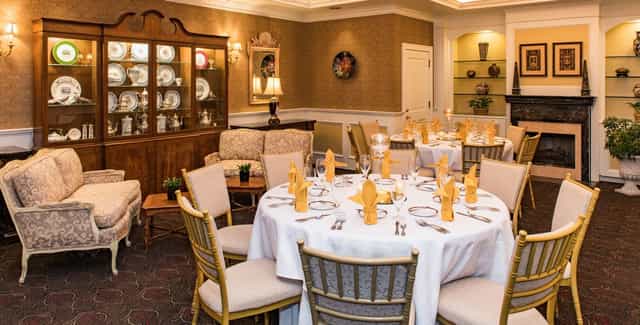 Elegant Austin Club Medallion Room event, round tables