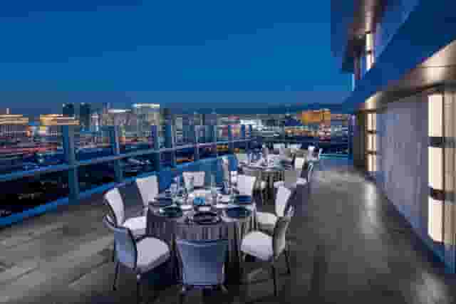 Moon & View