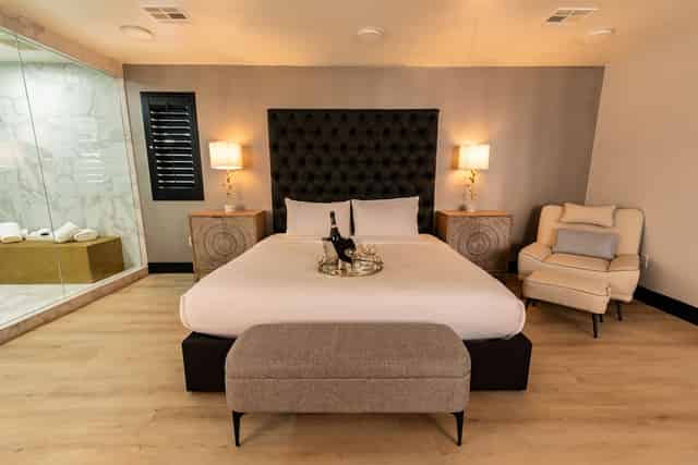 Entire hotel