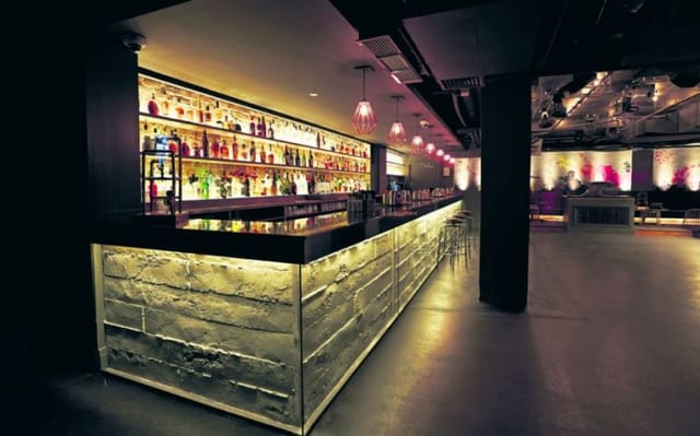 Miami nightclub bar | upscale event venue