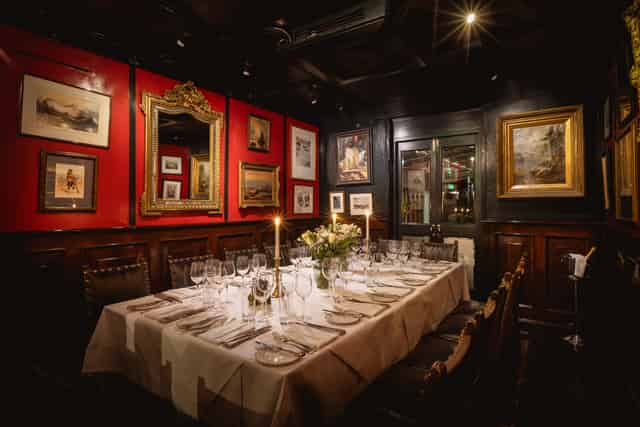 Auld Restaurant