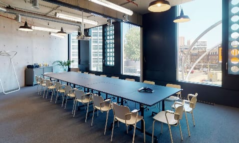 Modern conference room, 20 seats, executive meetings, training