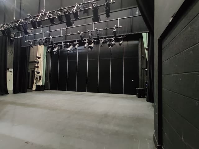 at1.SPACE HIRE